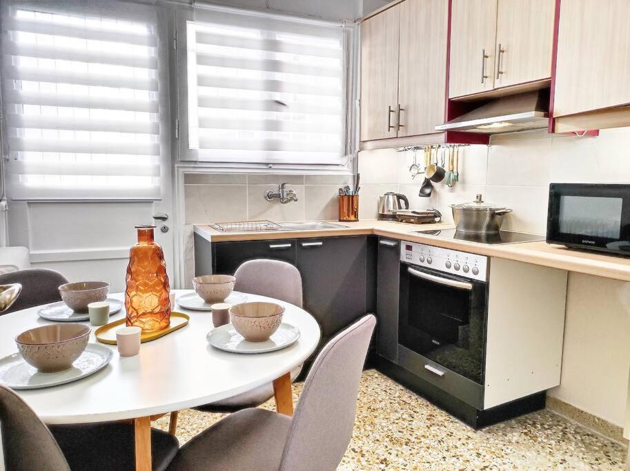 As ✓Two Bedroom Apartment In Thissio Афины Экстерьер фото